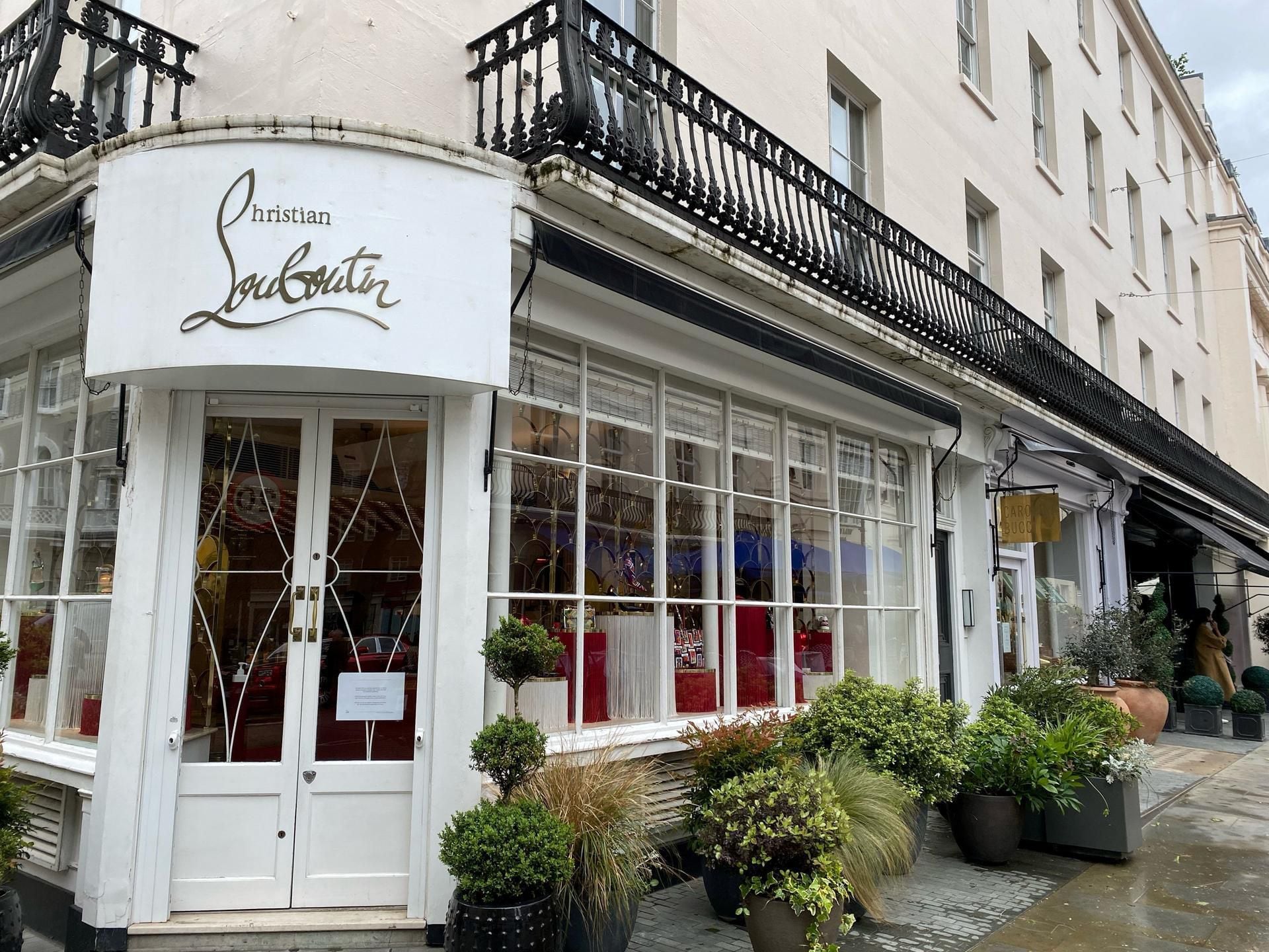 Christian louboutin discount motcomb street