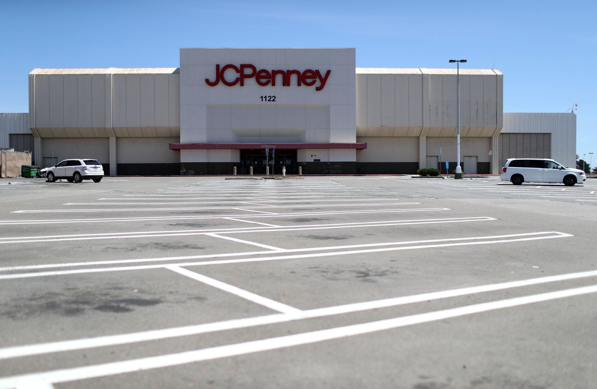 JCPenney Makes Up With Sephora, but Bankruptcy Looms