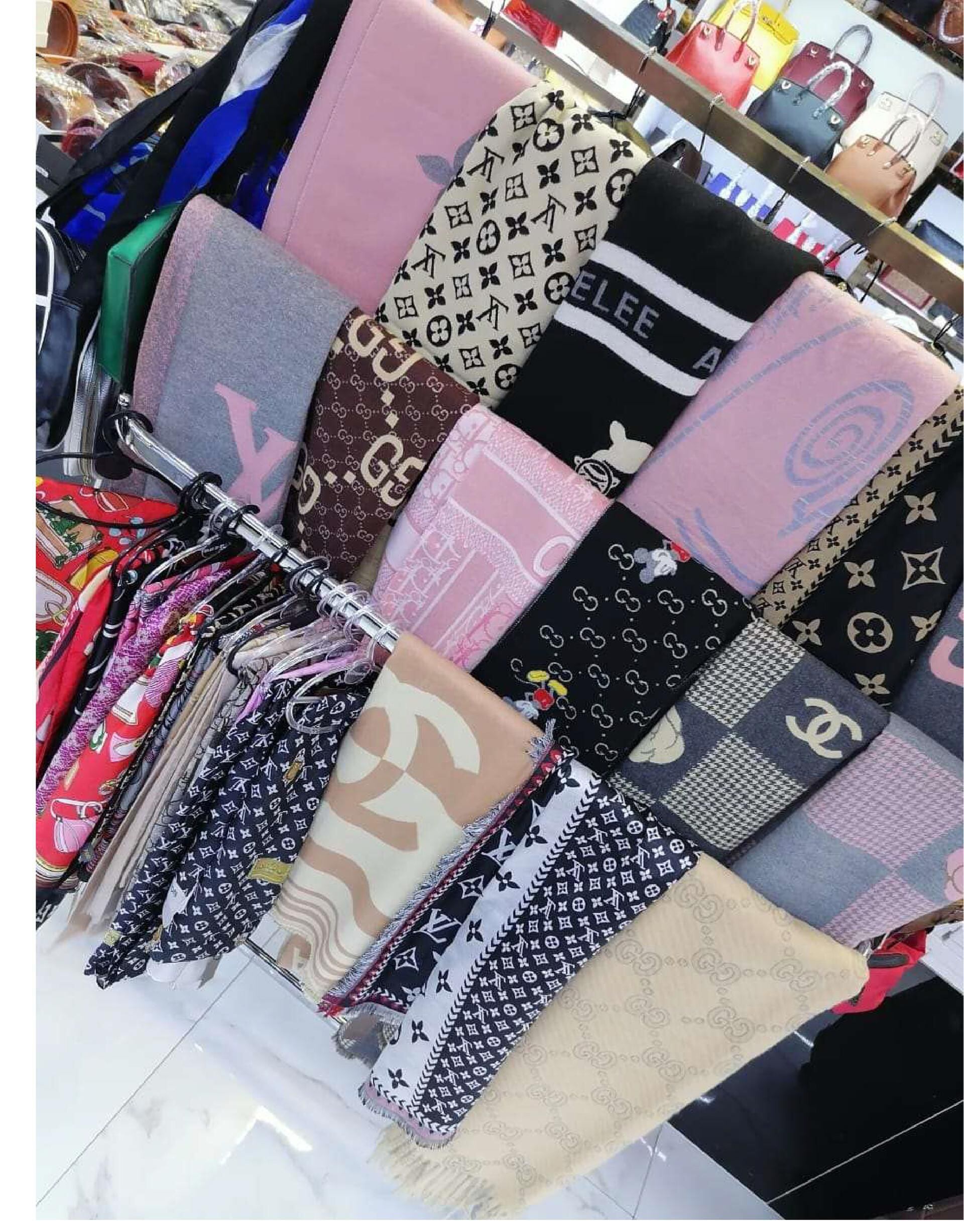 Crackdown on fake Louis Vuitton handbags expected in Dubai : r/dubai