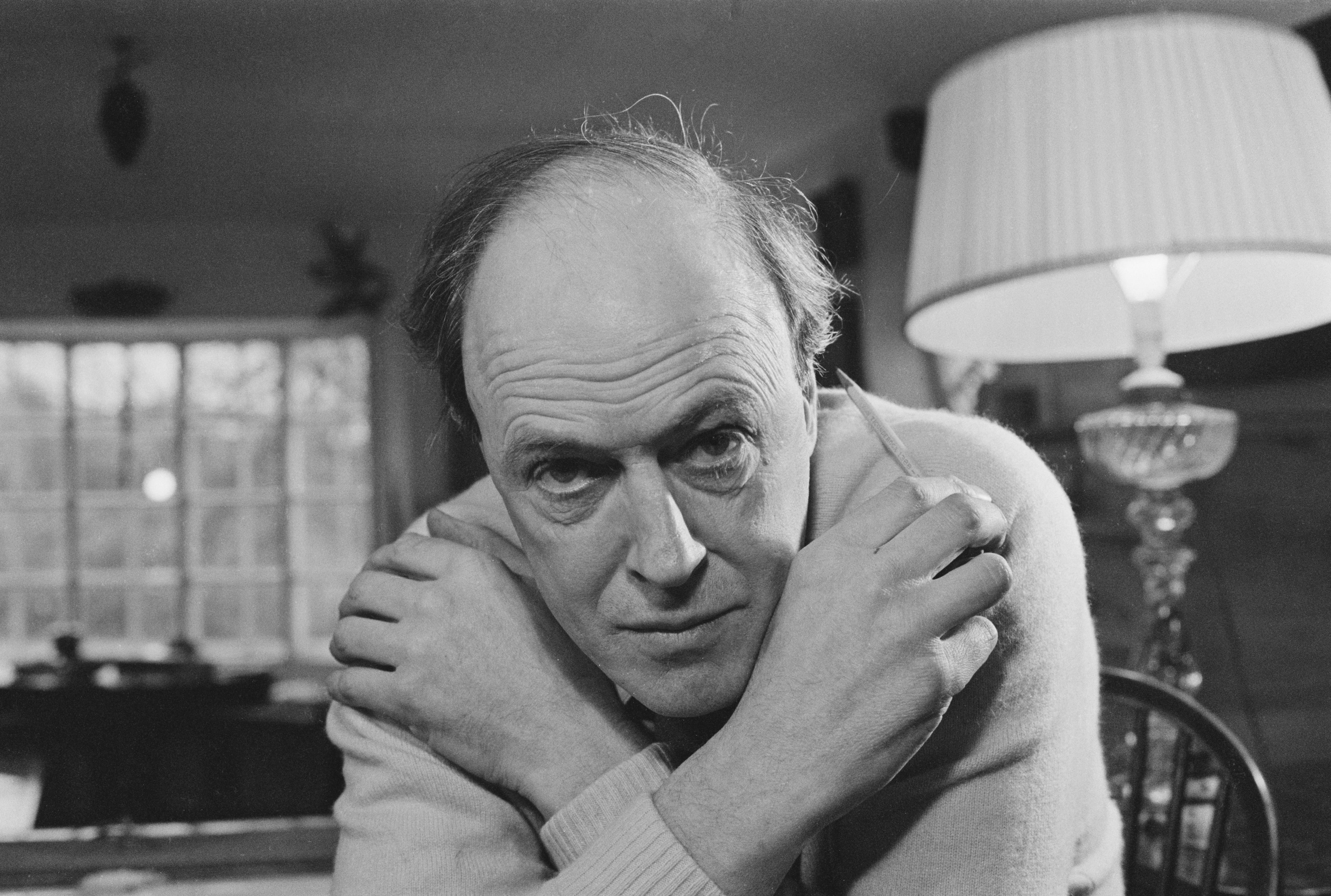 Netflix buys Willy Wonka author Roald Dahl's catalog - Los Angeles Times