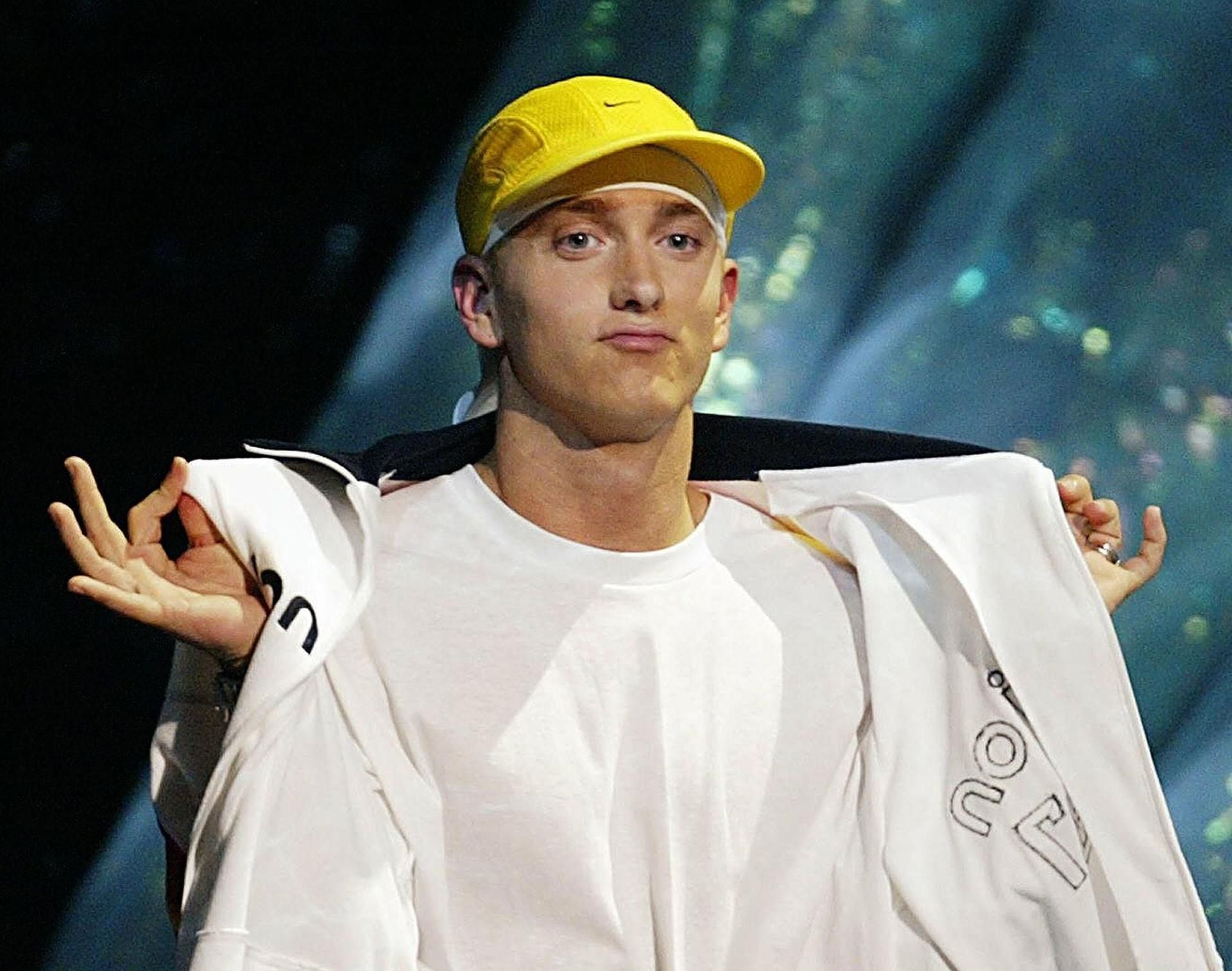 'Music to be Murdered by': Why Eminem should stop trying to stir up ...