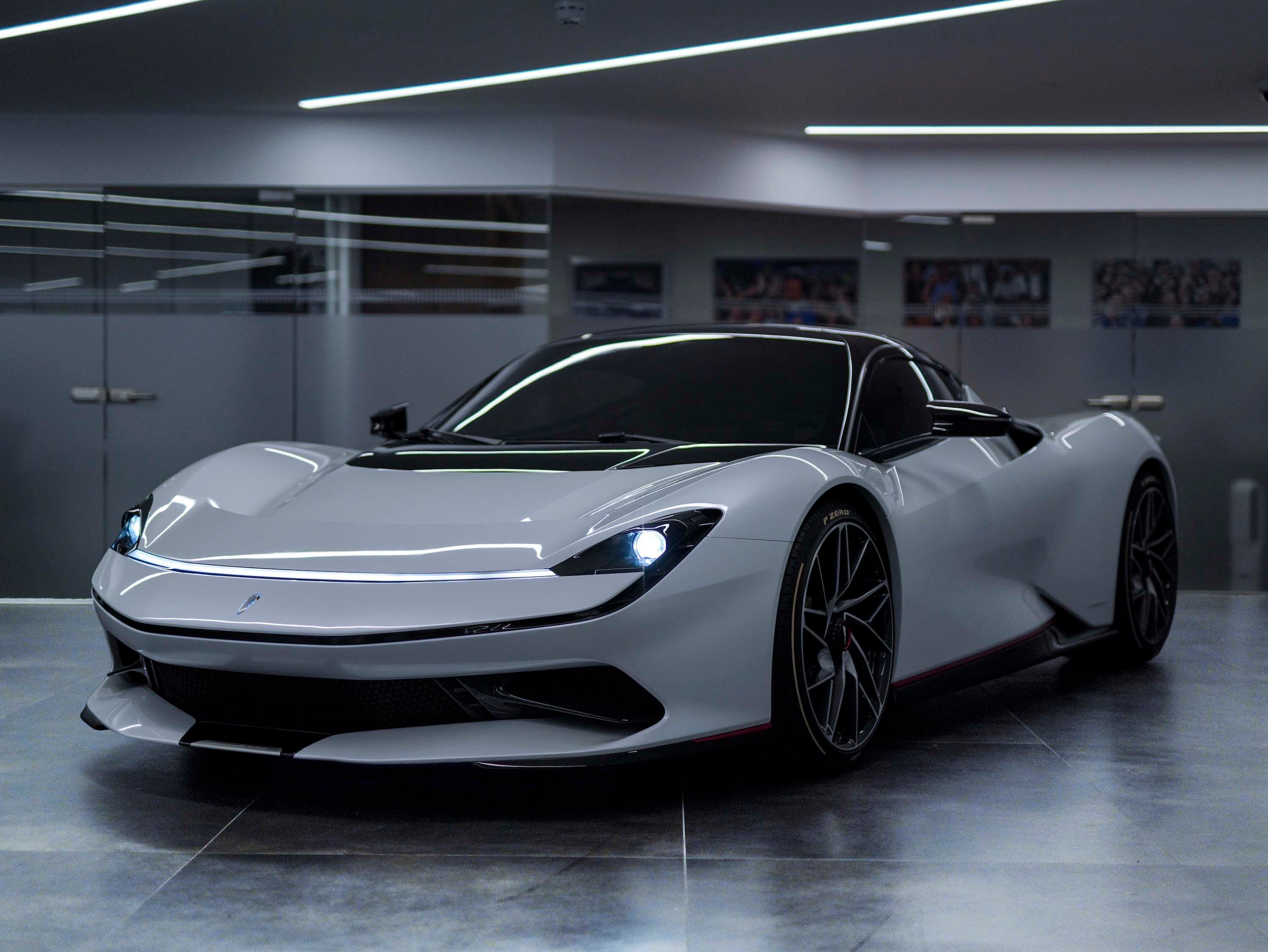 A modern car designed by pininfarina and Marc newson - Playground