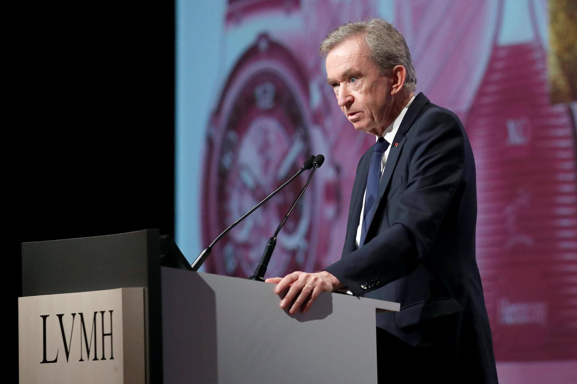 Bernard Arnault Meets With China's Minister of Commerce in Paris