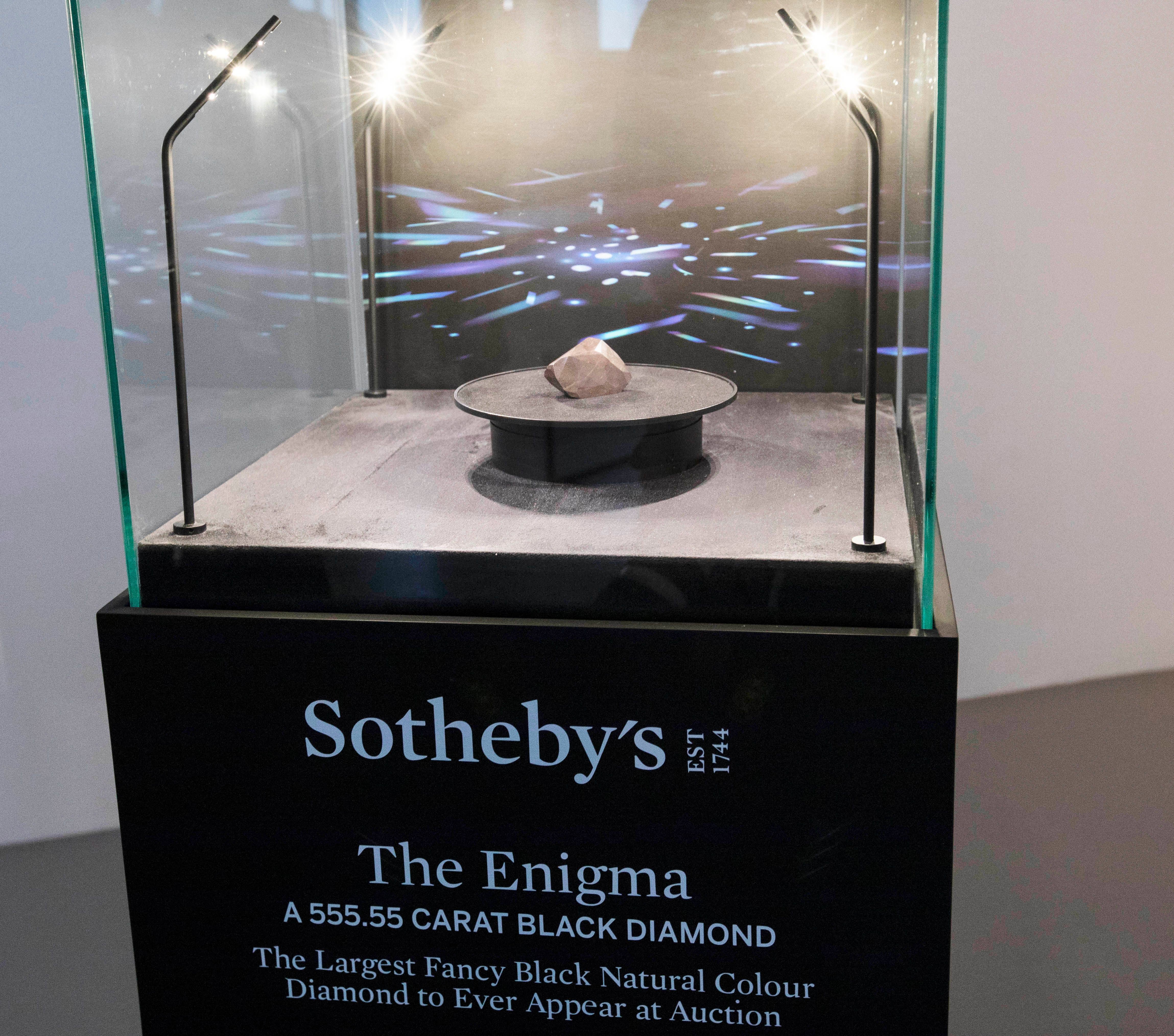 The Enigma: Mysterious black diamond up for auction - BBC News