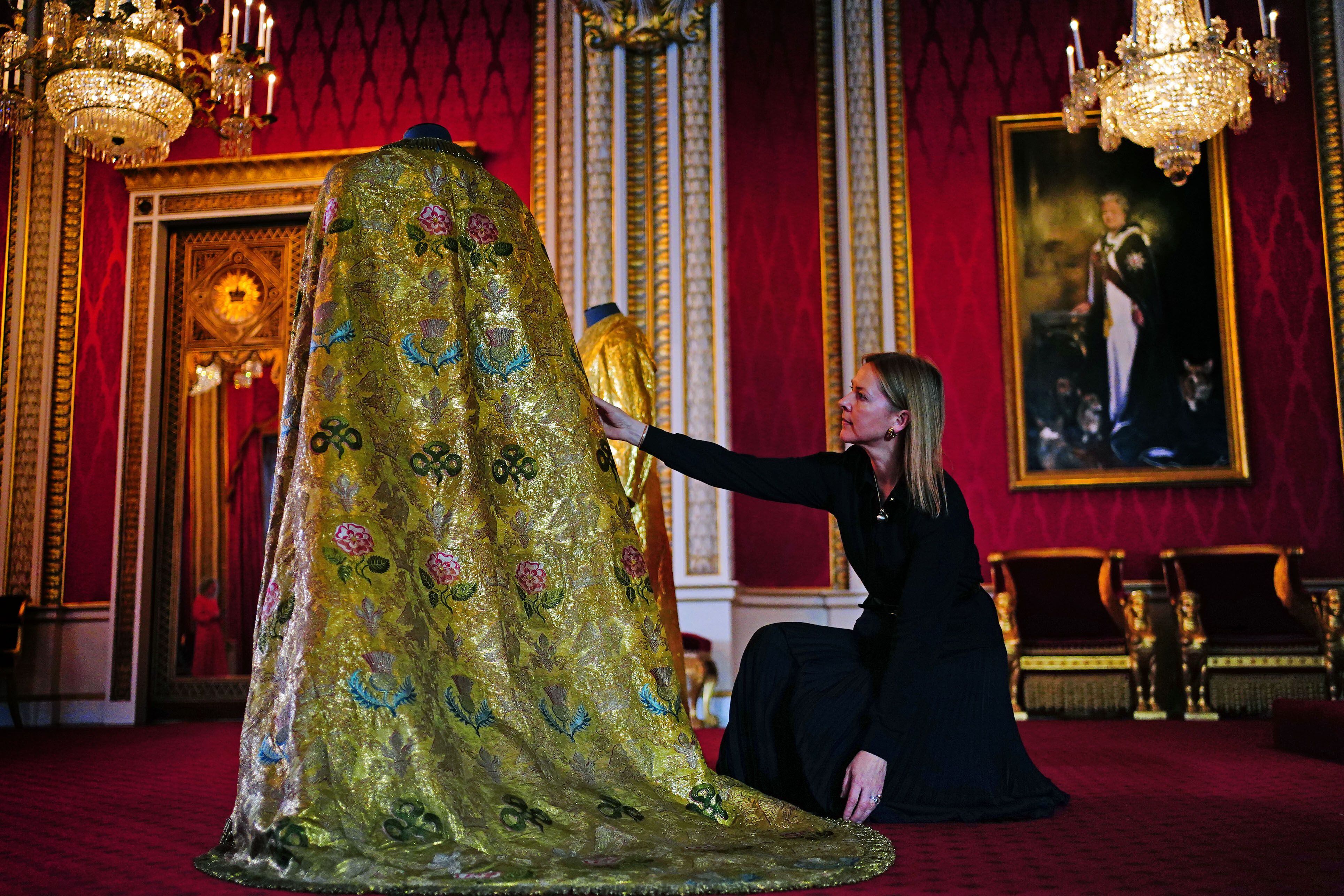 The King presents new Sovereign's Standard to the Blues and Royals at  Buckingham Palace