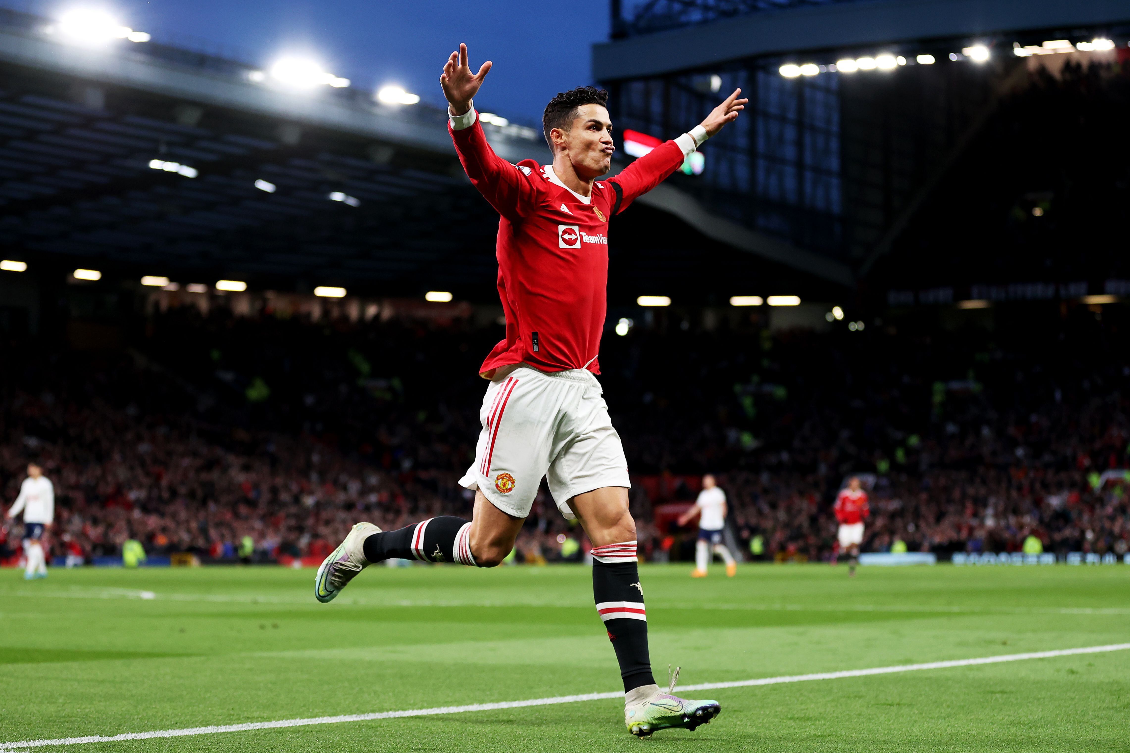 Cristiano Ronaldo  Cristiano ronaldo, Manchester united legends