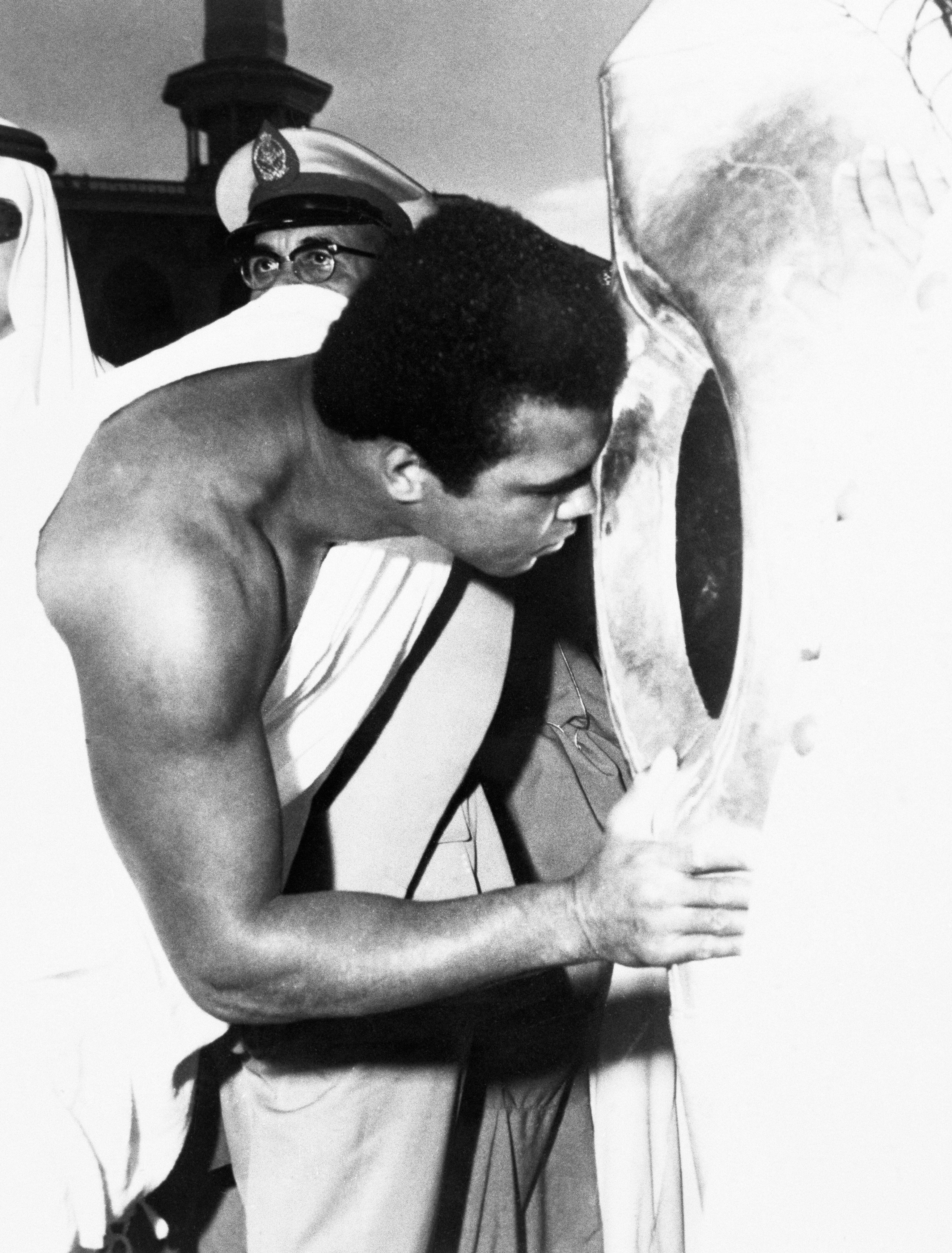 How I Came to Own One of Muhammad Ali's Bath Robes - InsideHook