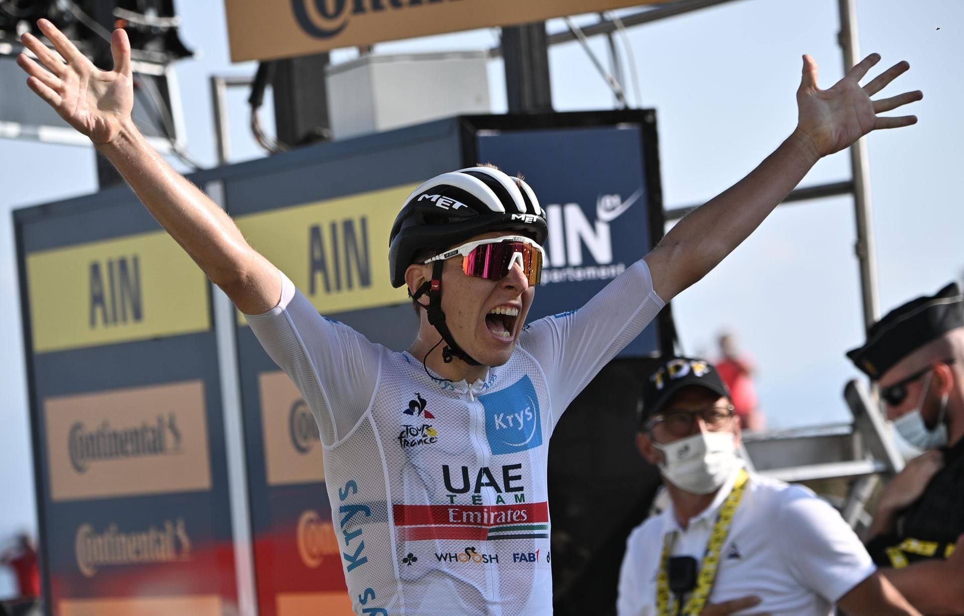 Pogačar seizes yellow jersey in the Alps - UAE team Emirates