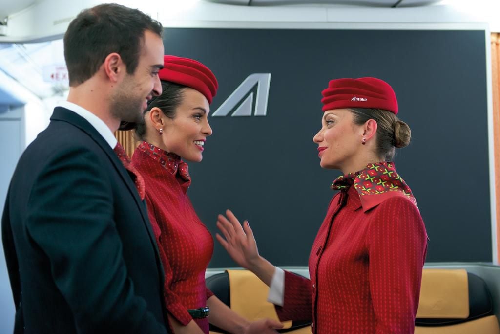 The evolution of Alitalia uniforms – in pictures