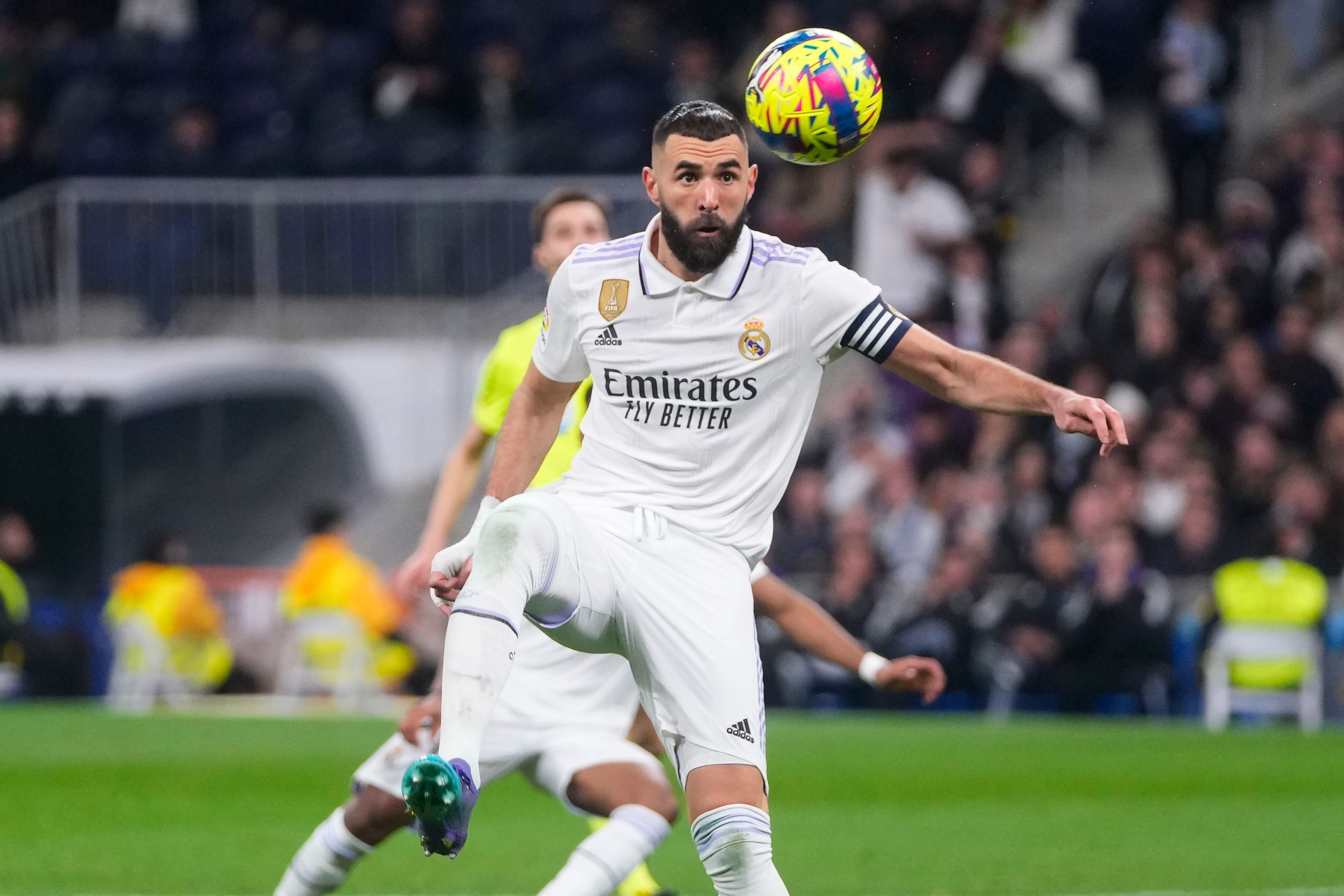 Benzema overtakes Di Stefano's 308 Real Madrid goals and Raul's 66 in the  Champions League