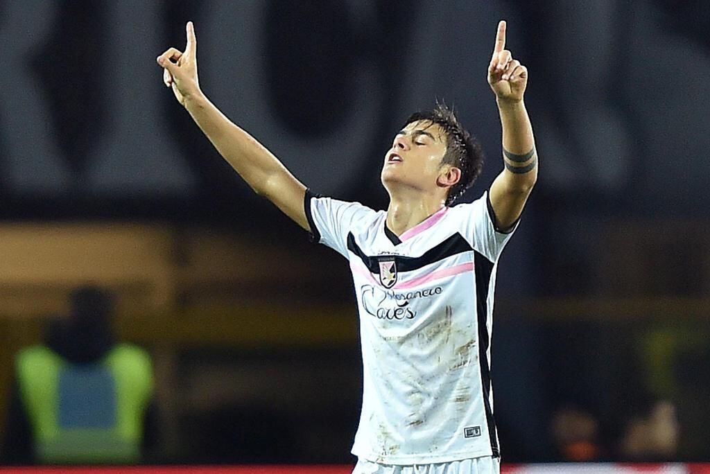 Chelsea have made offer for Palermo striker Dybala, says