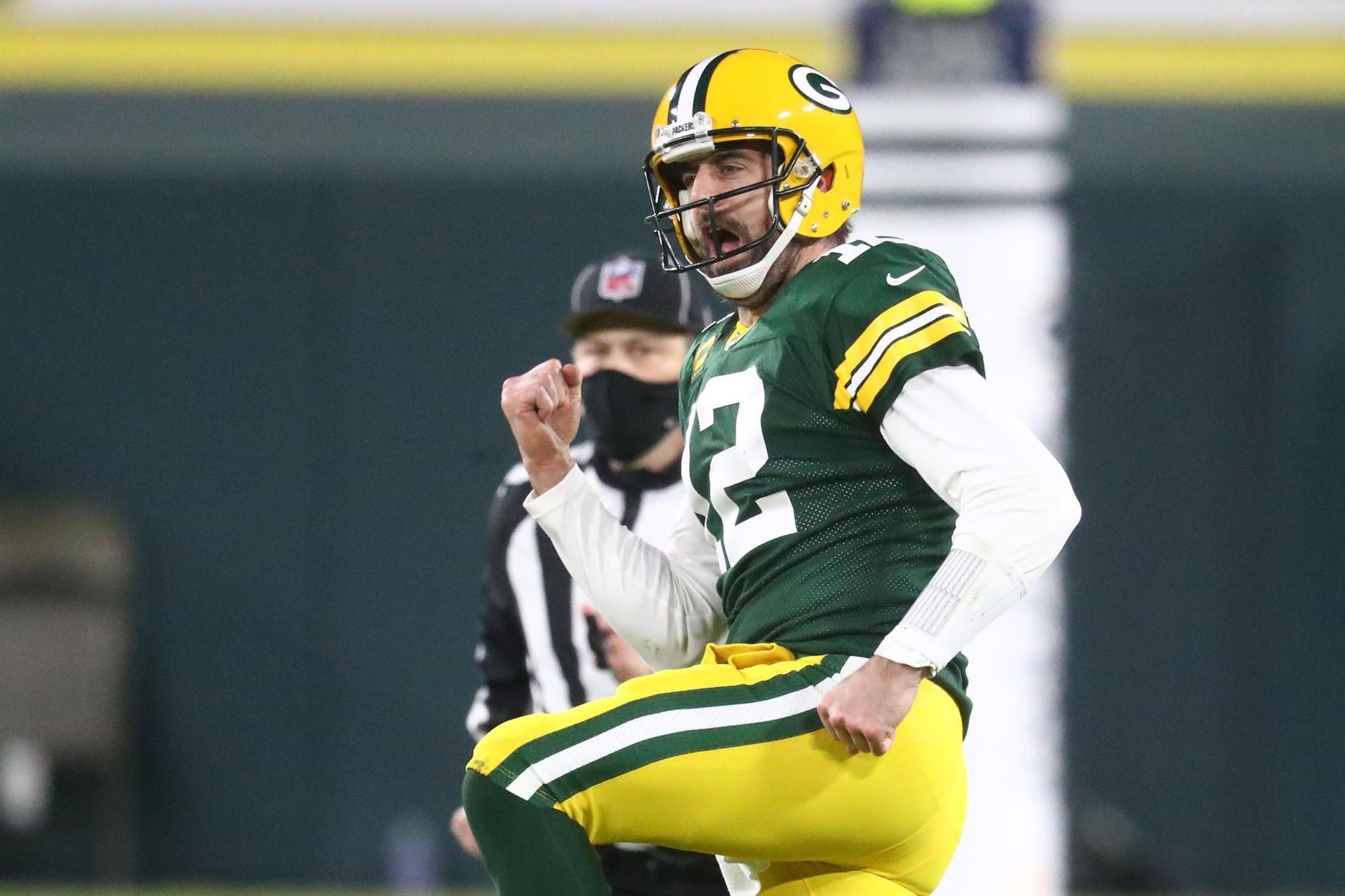 Tampa Bay Advances to NFC Championship Game vs. Green Bay Packers at  Lambeau Field