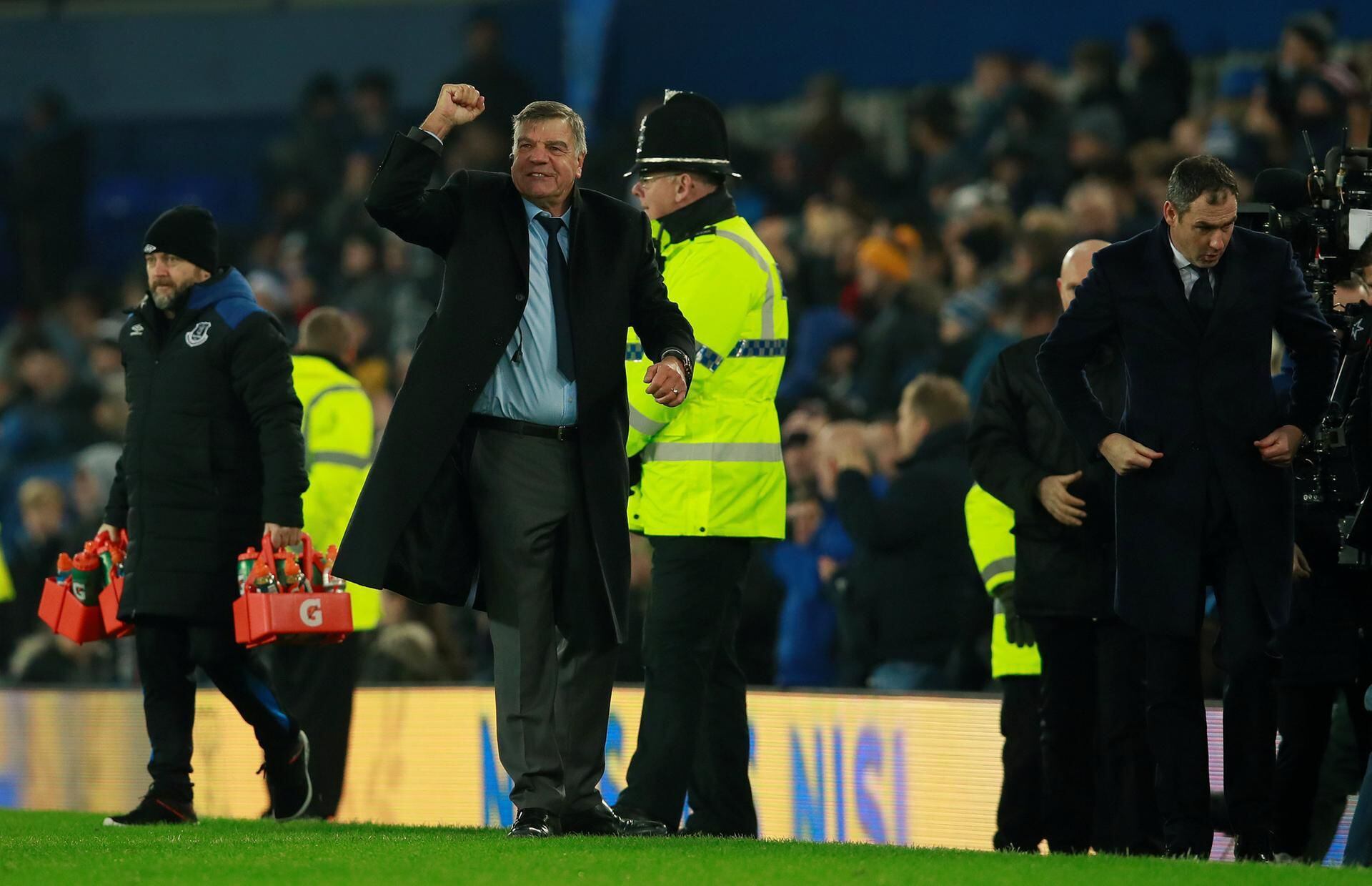 With win over Swansea, Everton remains undefeated under Allardyce 