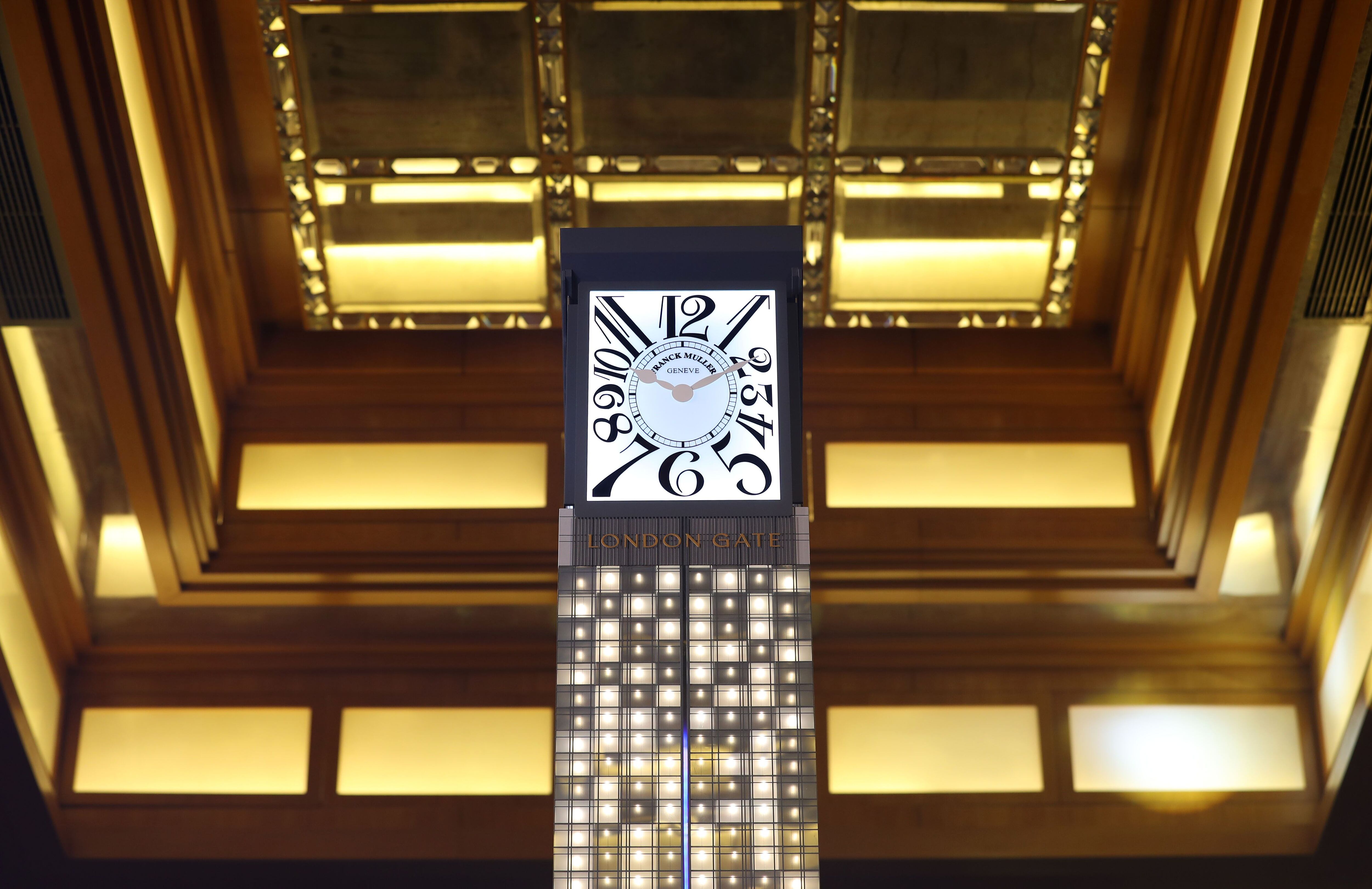 Franck Muller tower Dubai skyscraper crowned with giant clock