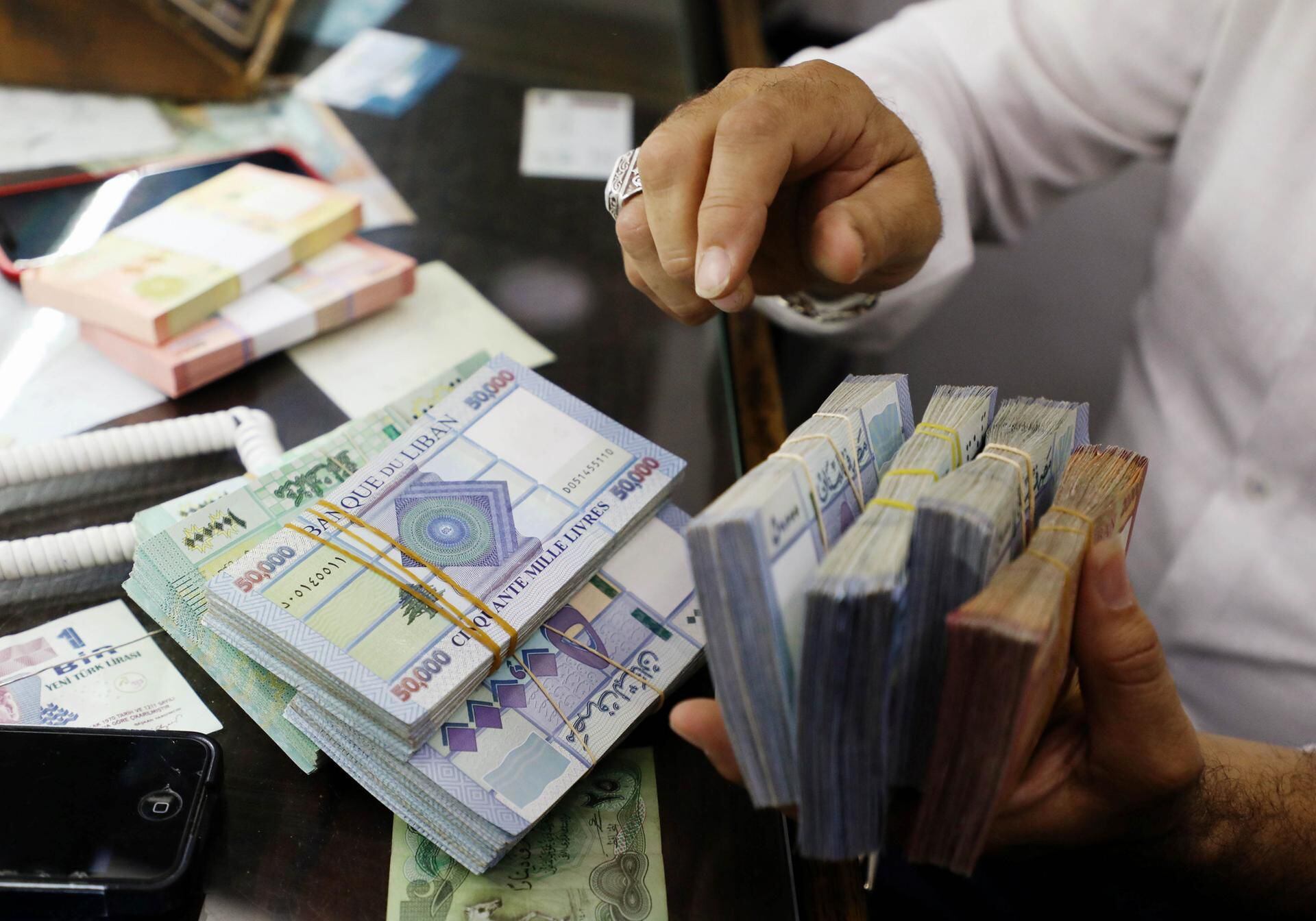 lebanese-pound-drops-to-new-low-of-15-150-per-dollar