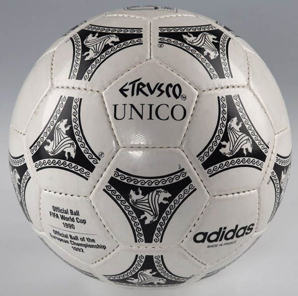 Adidas Etrusco Unico Ballon Coupe Du Munde FIFA World Cup Match Bal 1990  REPLICA