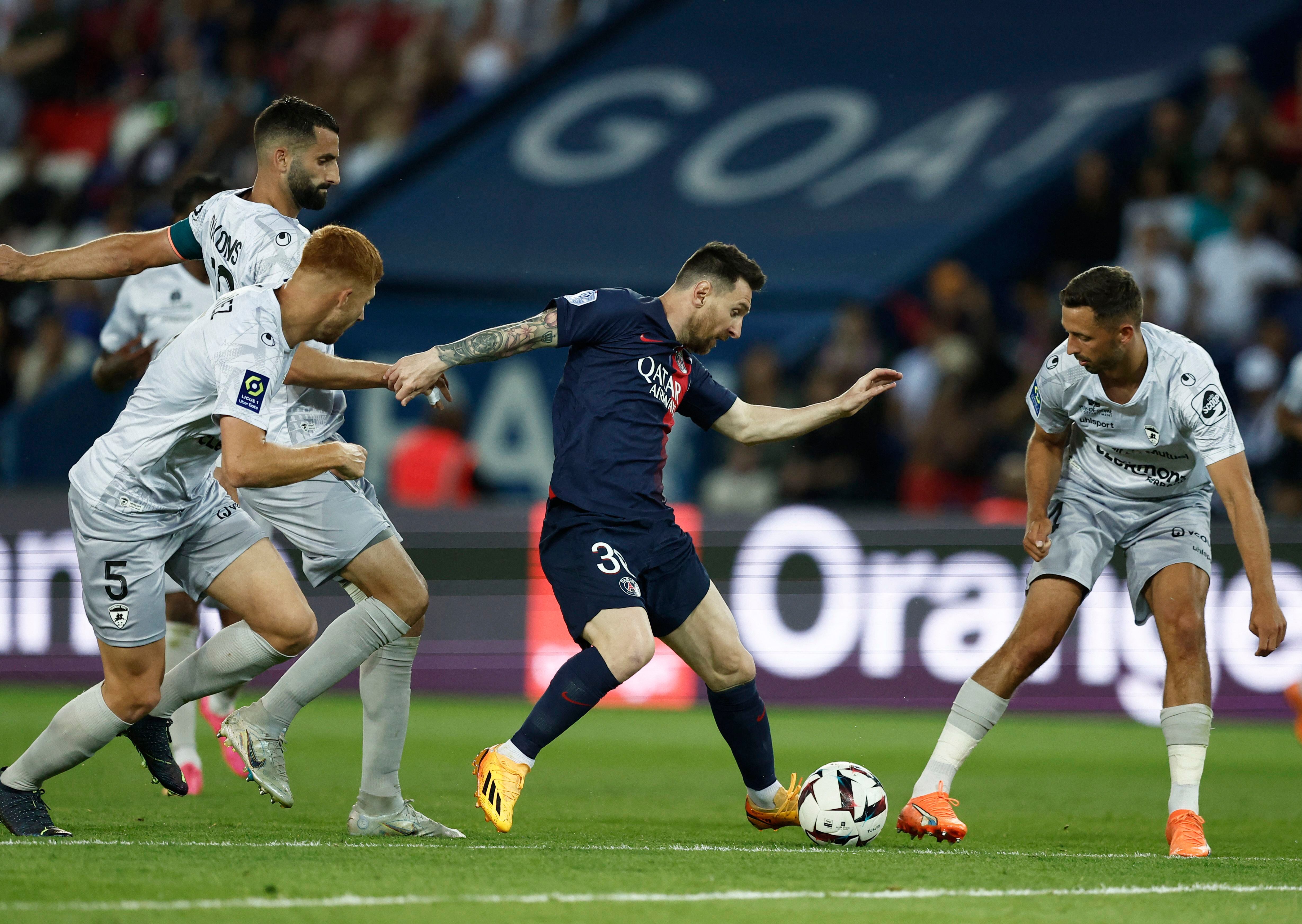 Kylian Mbappe and Paris Saint-Germain pay tribute to Sergio Rico in final  Ligue 1 game of the season