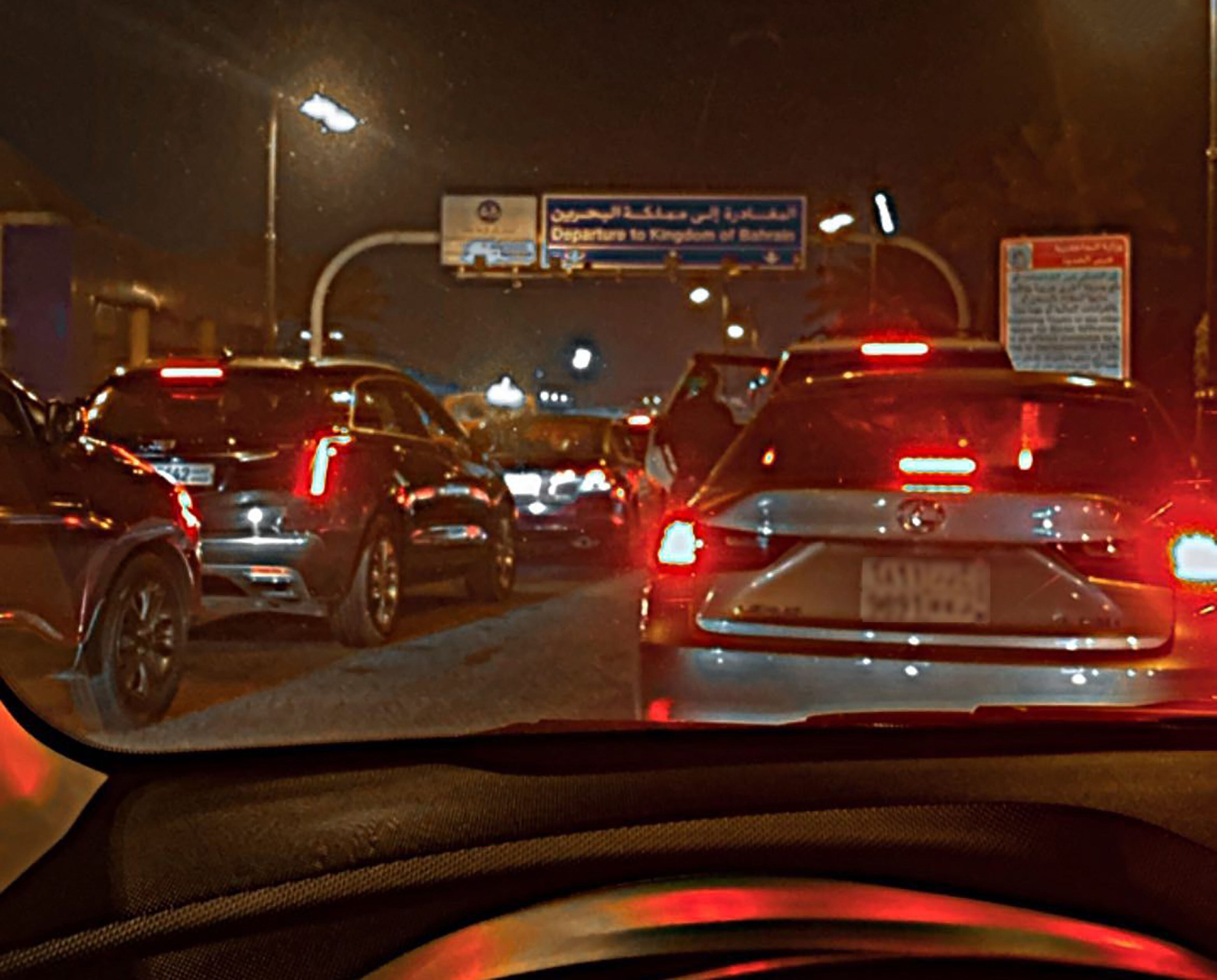 Huge traffic delays as Saudi Arabia Bahrain bridge hosts record