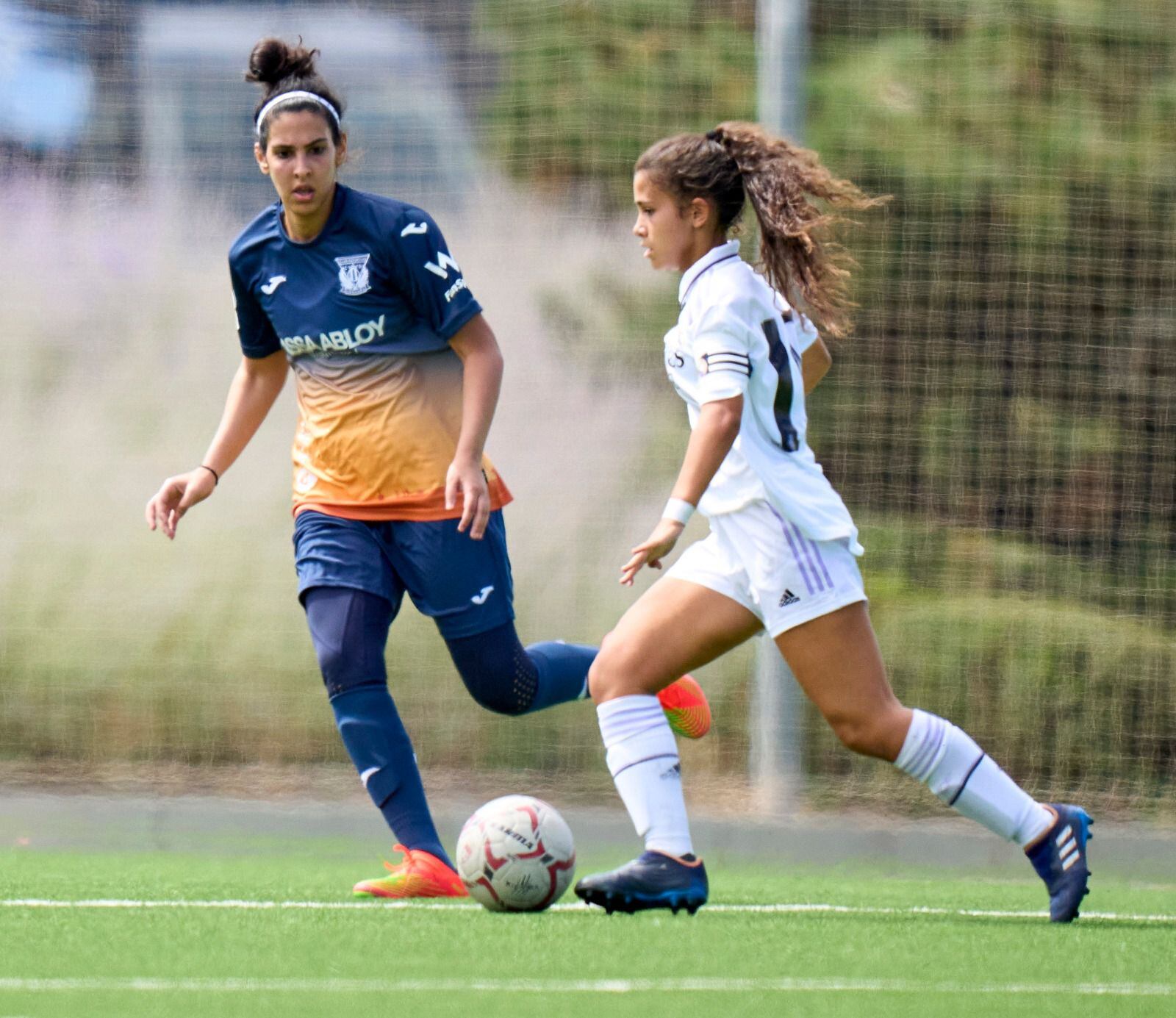 Nouf Al Anzi and Sarah Essam blaze a trail for female Middle Eastern  footballers in Spain