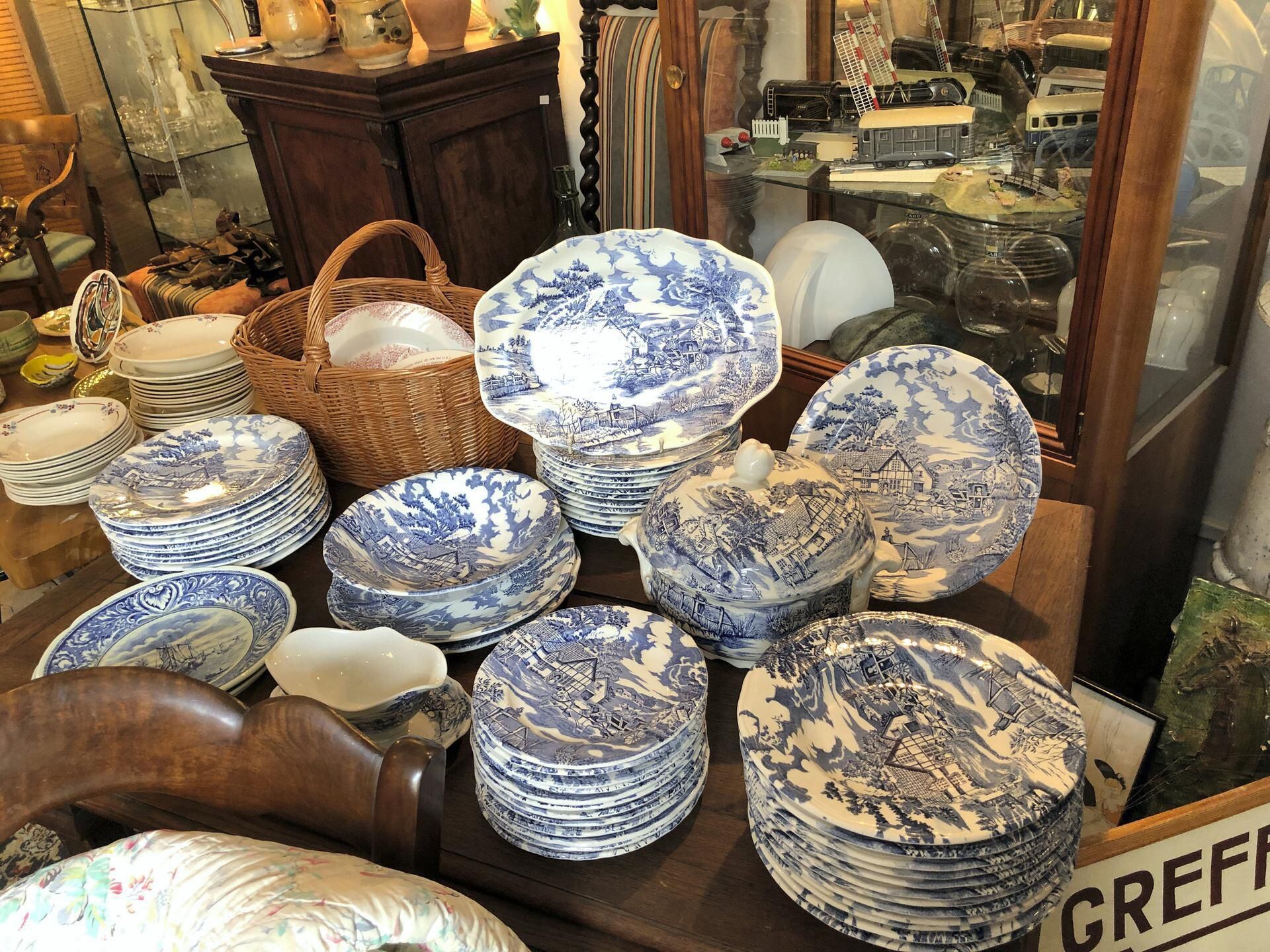 A French fancy: How to find vintage treasures in France's flea markets