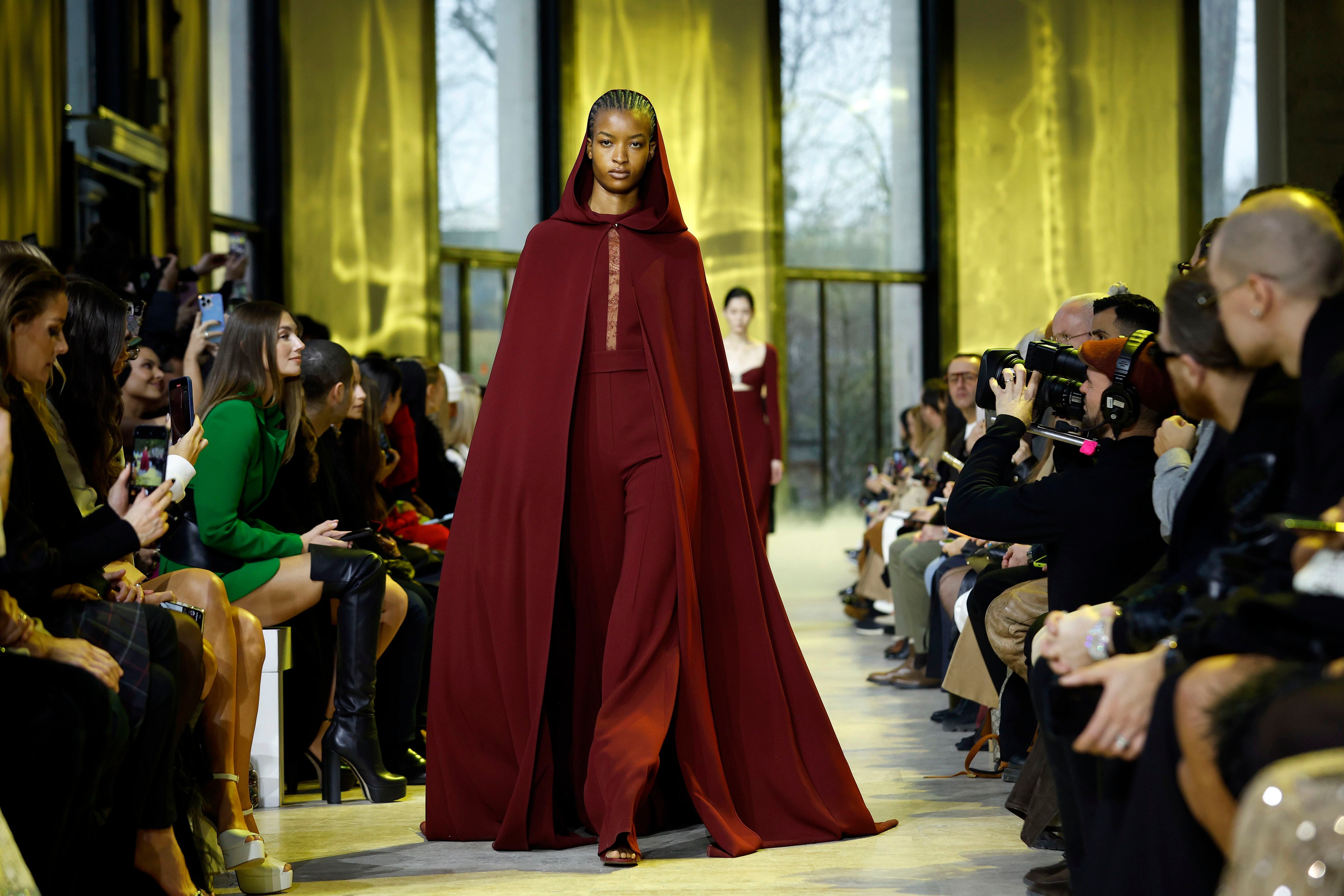 Paris Haute Couture Week: Elie Saab's gender-bending autumn/winter 2022-23  show featured men sweeping down the runway in red carpet-ready gowns and  capes