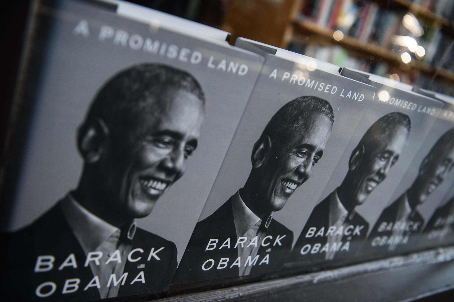 Obama's A Promised Land sells almost 890,000 copies on first day