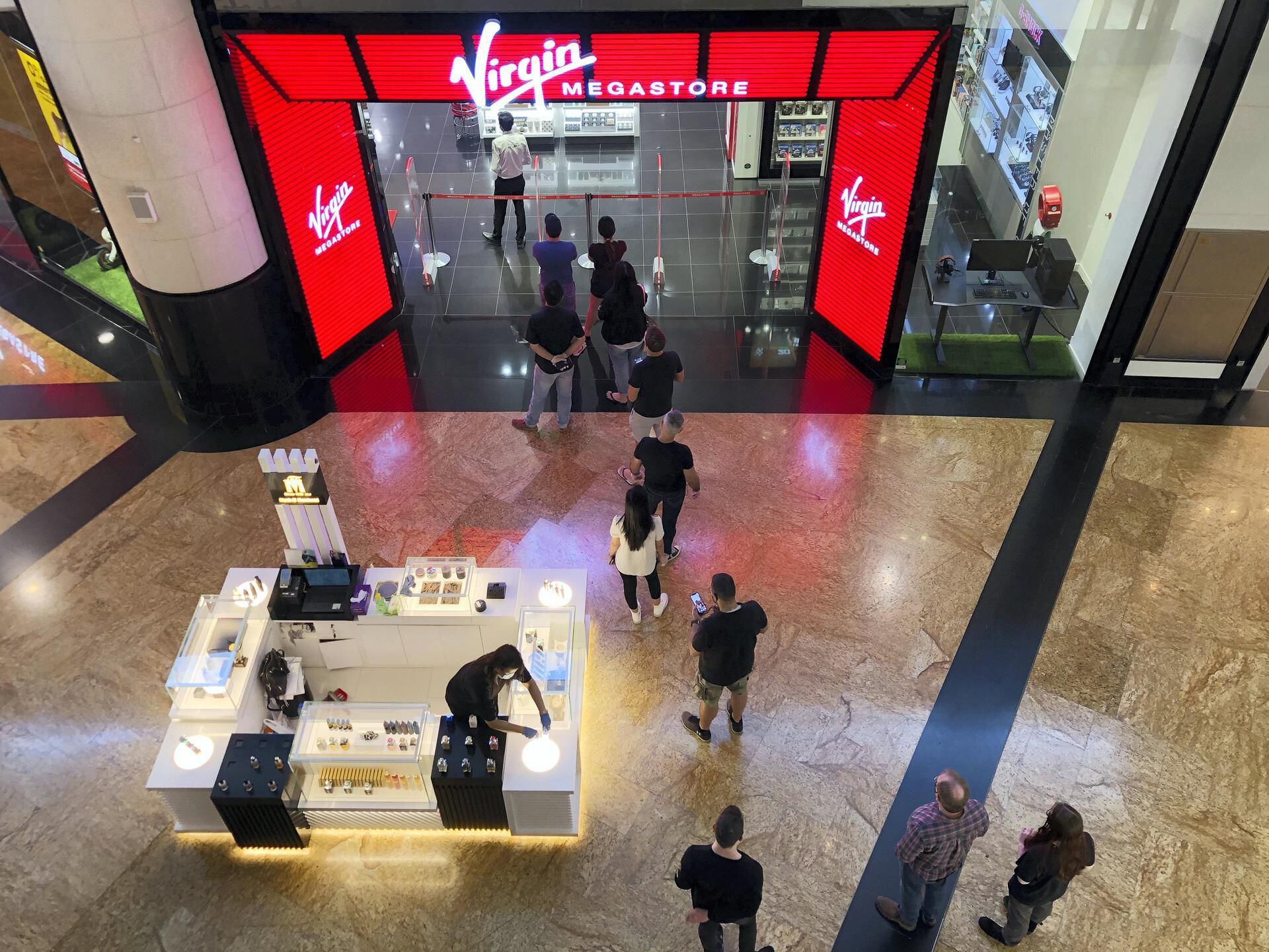 As Dubai malls reopen retailers find partial relief and new