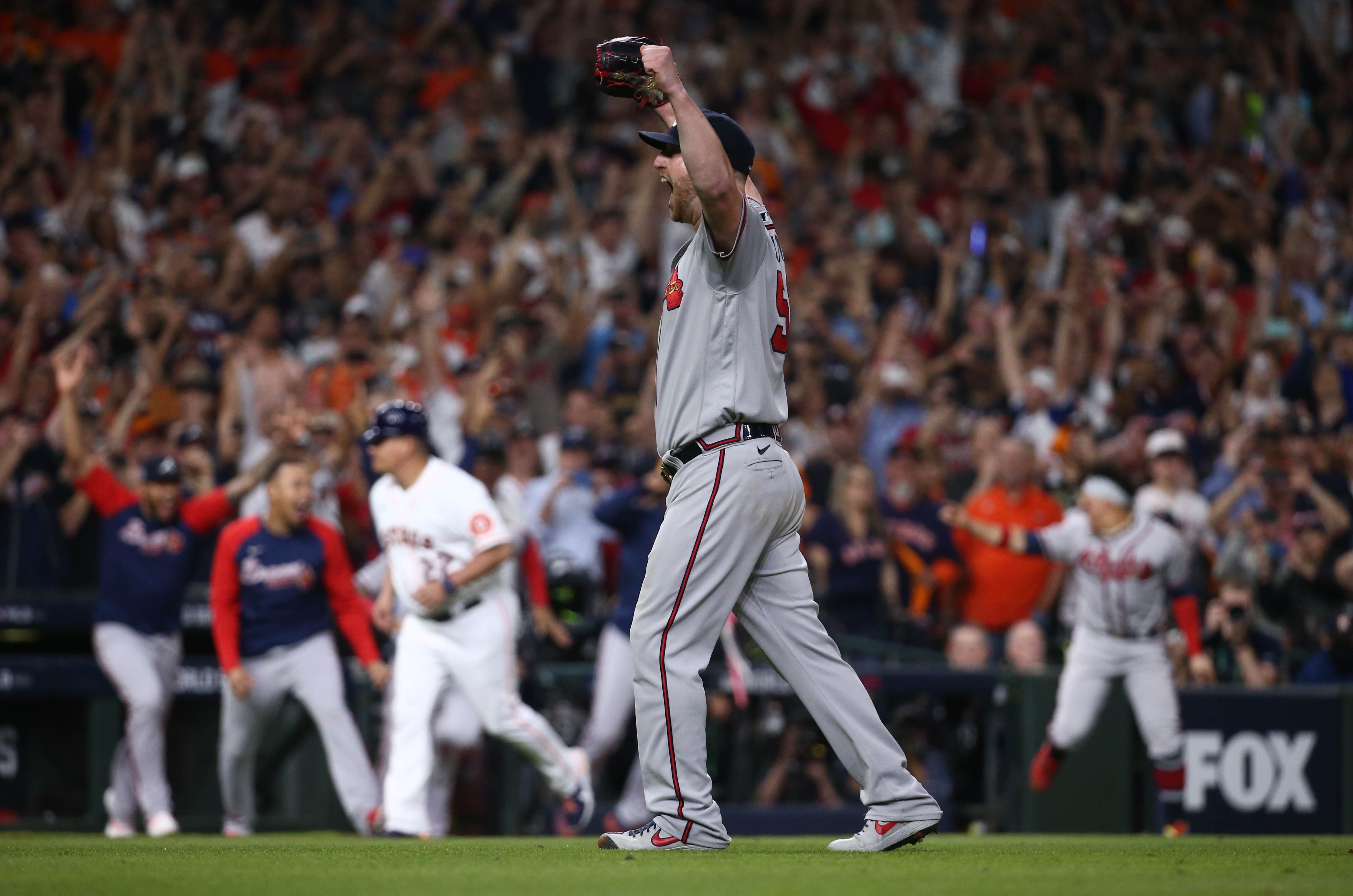 Braves thump Astros to snap 26-year World Series drought